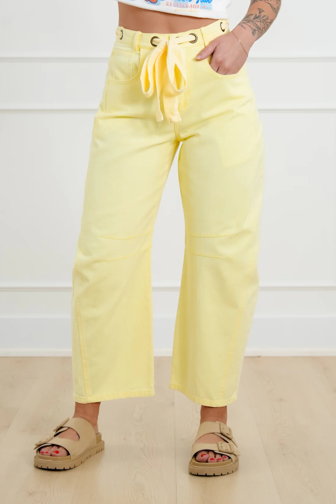 Peach Love Yellow Barrel Jean