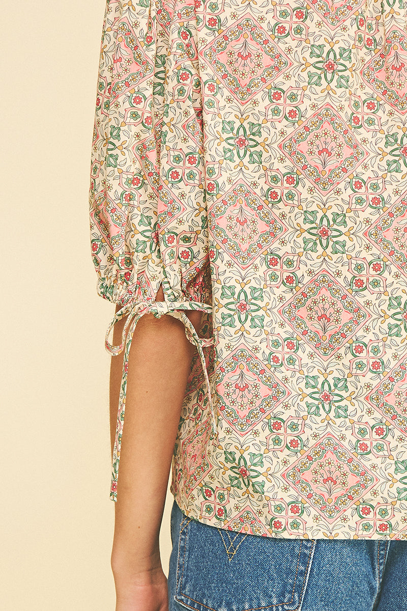 Pinch Pattern Top
