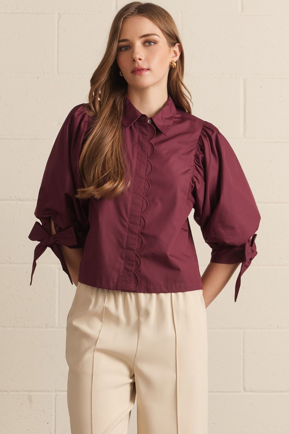 Entro Wine Top with scallop button trim