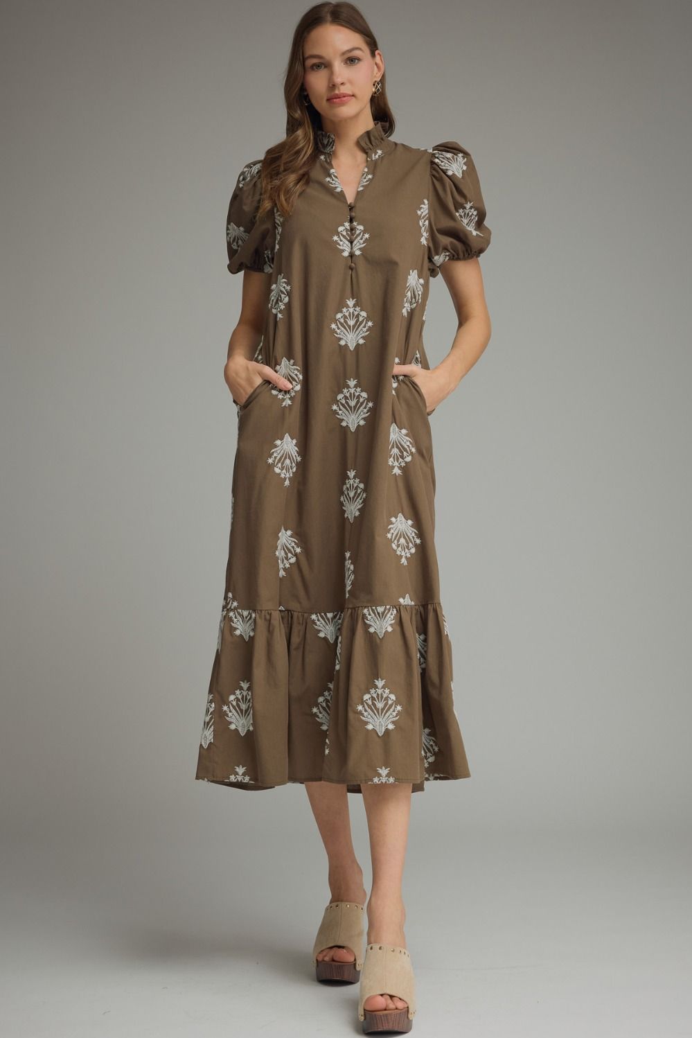 Long brown entro dress