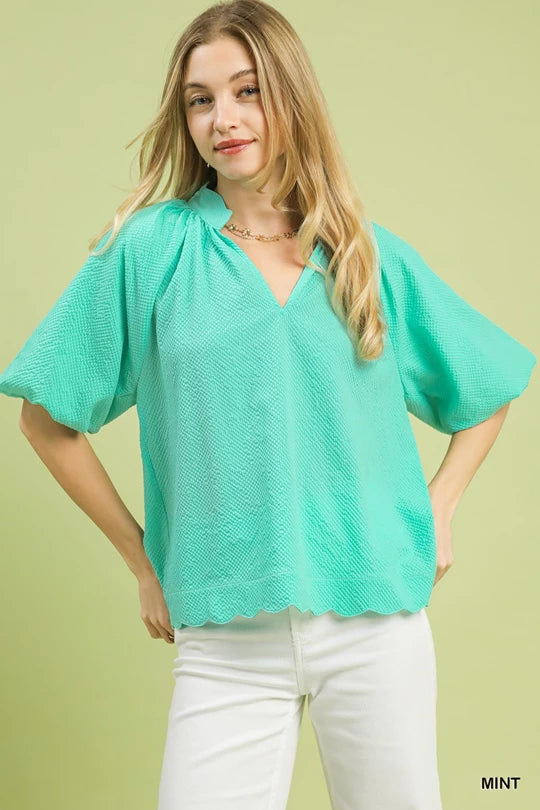 Mint Umgee bubble sleeve top